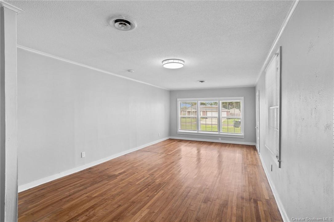 Property Photo: 1103 Oklahoma Street LA 70607