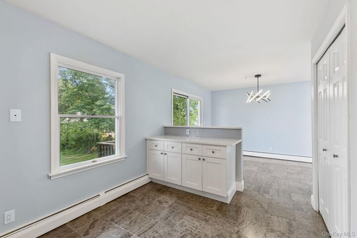 Property Photo:  132 Waverly Avenue 2  NY 10543 
