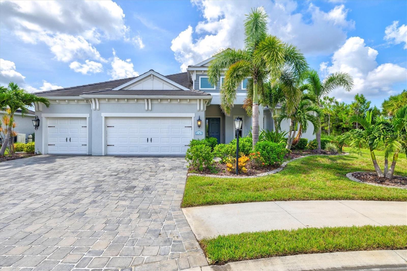 Property Photo: 12301 Auburndale Court FL 34293