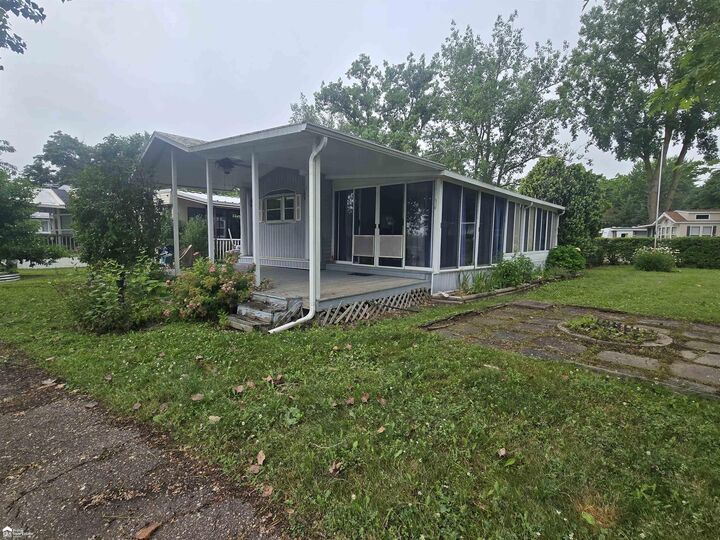 10001 E Goodall Road 229  Durand MI 48429 photo