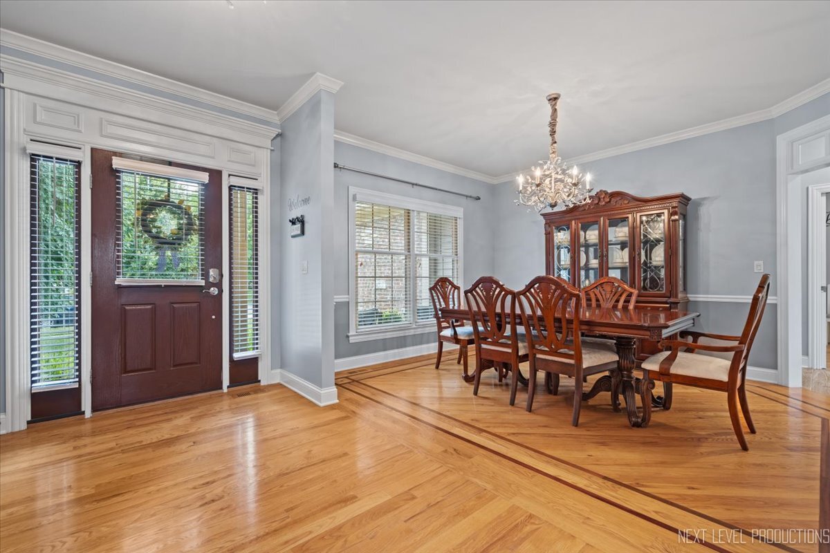Property Photo: 1108 Independence Avenue IL 60119