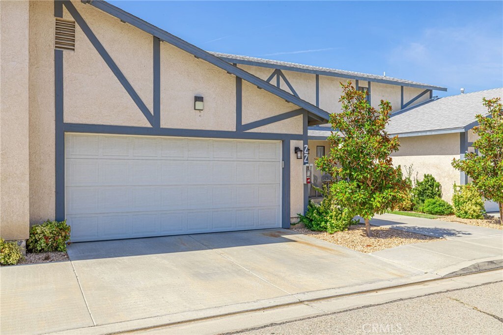 Property Photo: 43840 Bobby Jones Drive 22 CA 93536