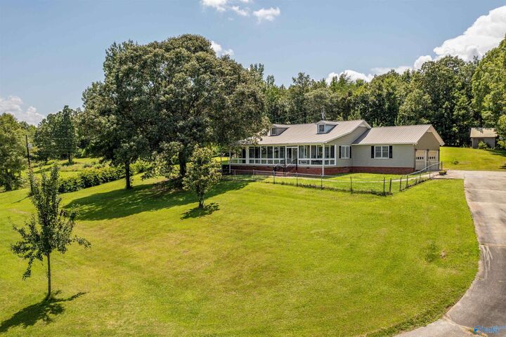 Property Photo:  3385 County Road 31  AL 36272 