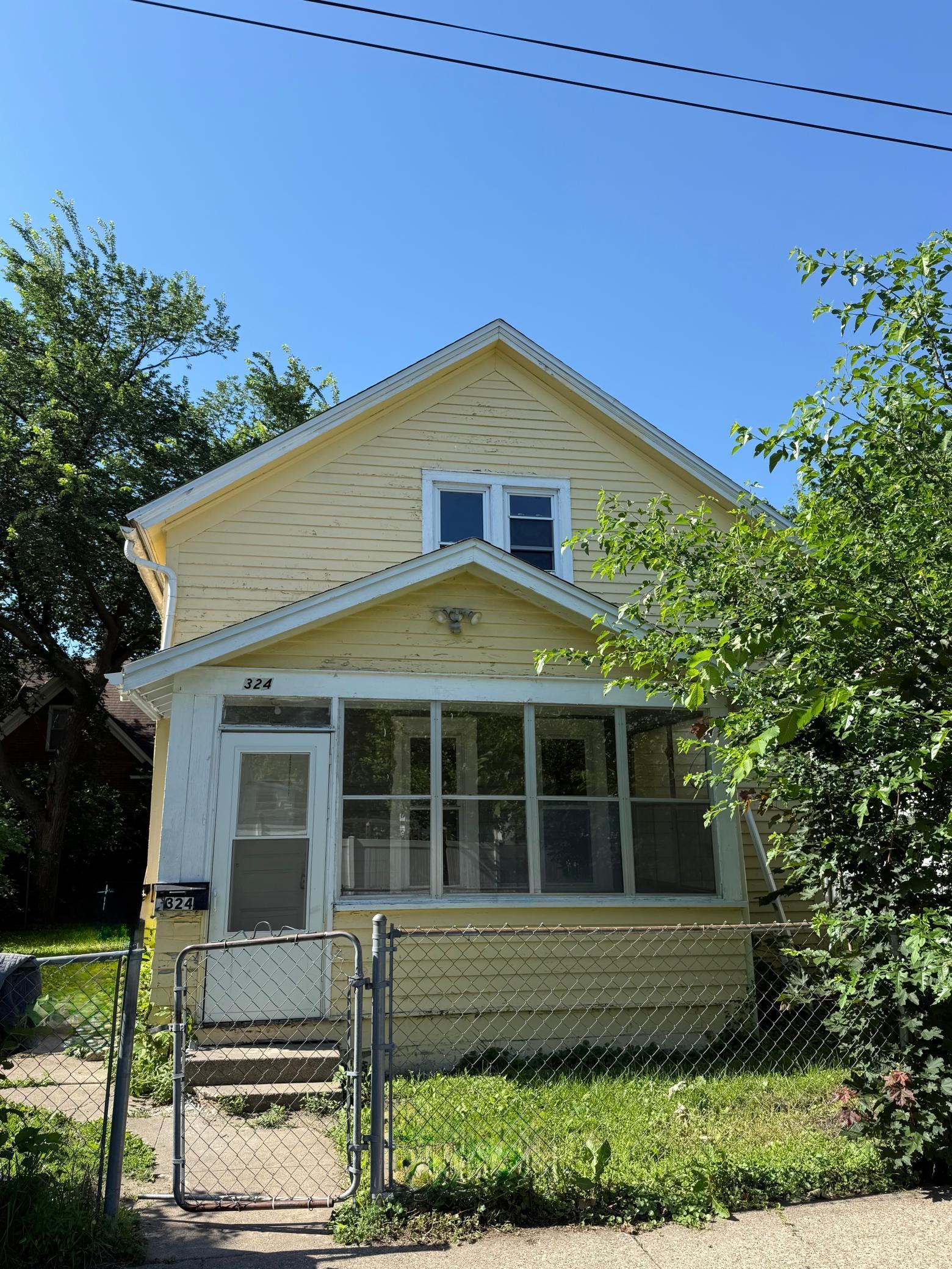 Property Photo: 324 Van Buren Avenue MN 55103