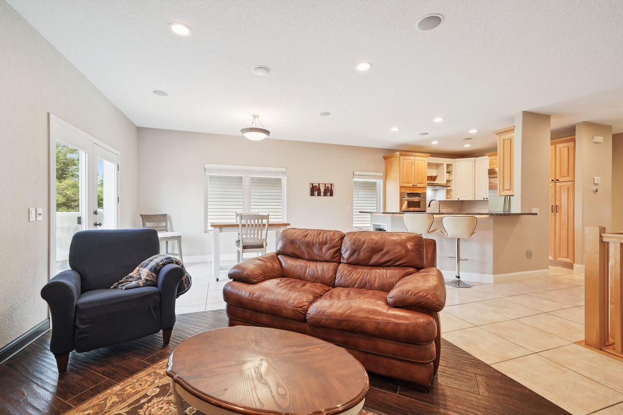 Property Photo: 1326 Beachcomber Boulevard MN 55387