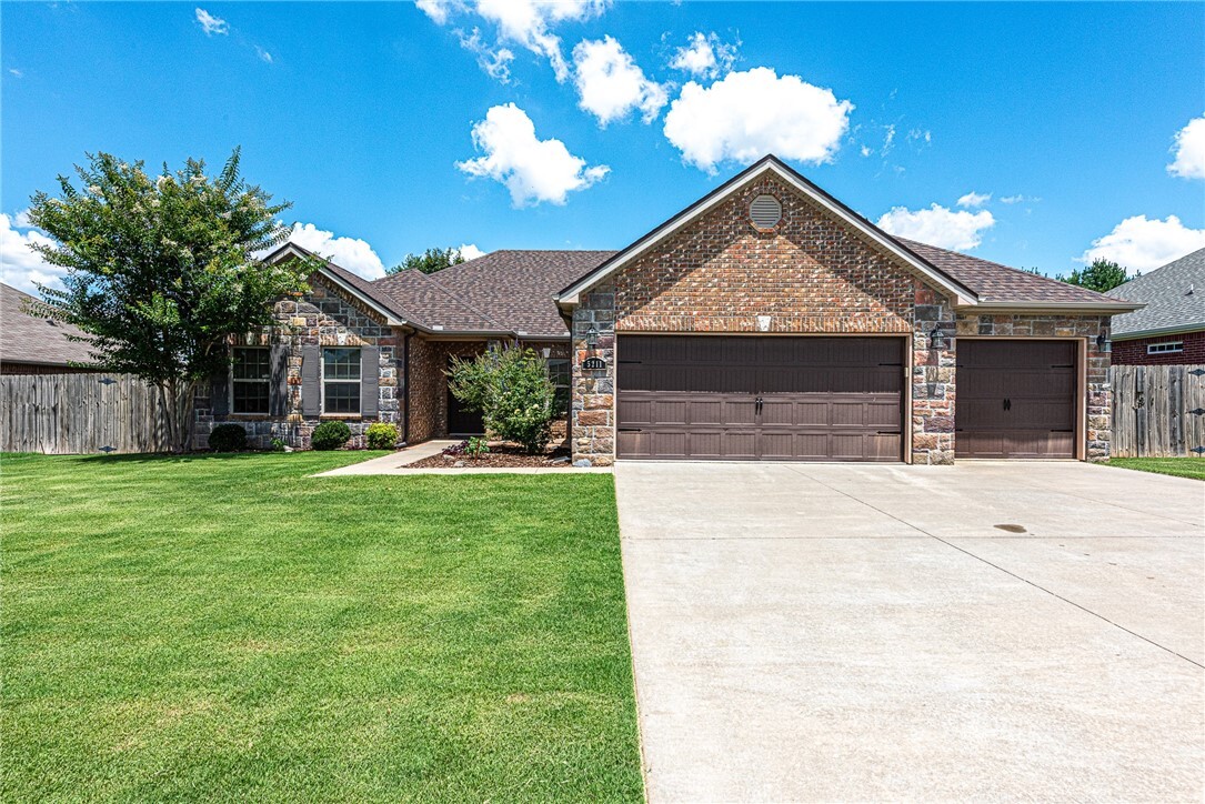 5211 W Cross Creek Boulevard  Rogers AR 72758 photo