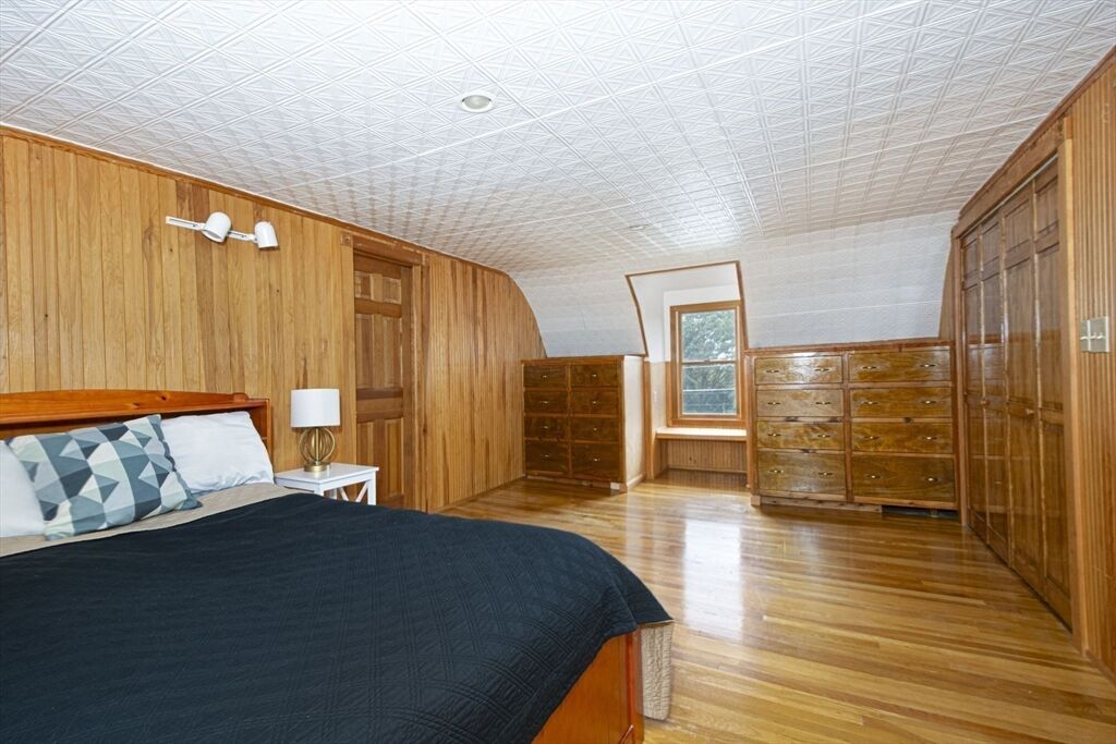 Property Photo:  18 Crestview Dr  MA 01581 