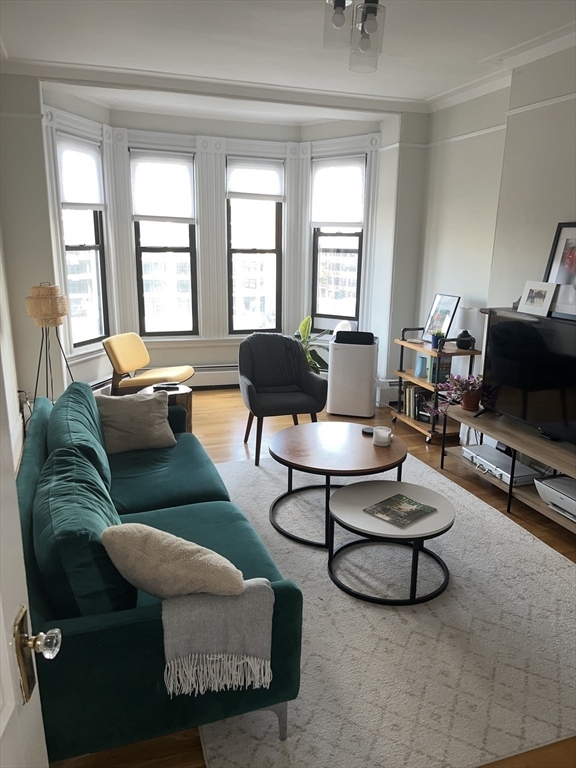 Property Photo: 19 Cortes St 10 MA 02116