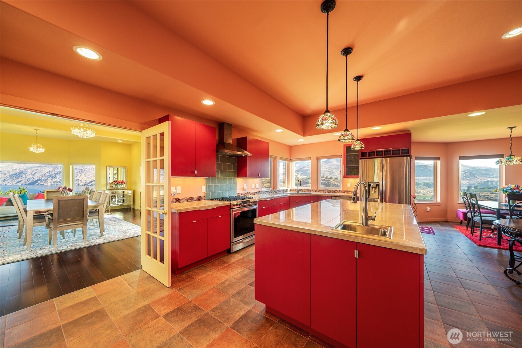 Property Photo: 555 Loop Avenue WA 98831