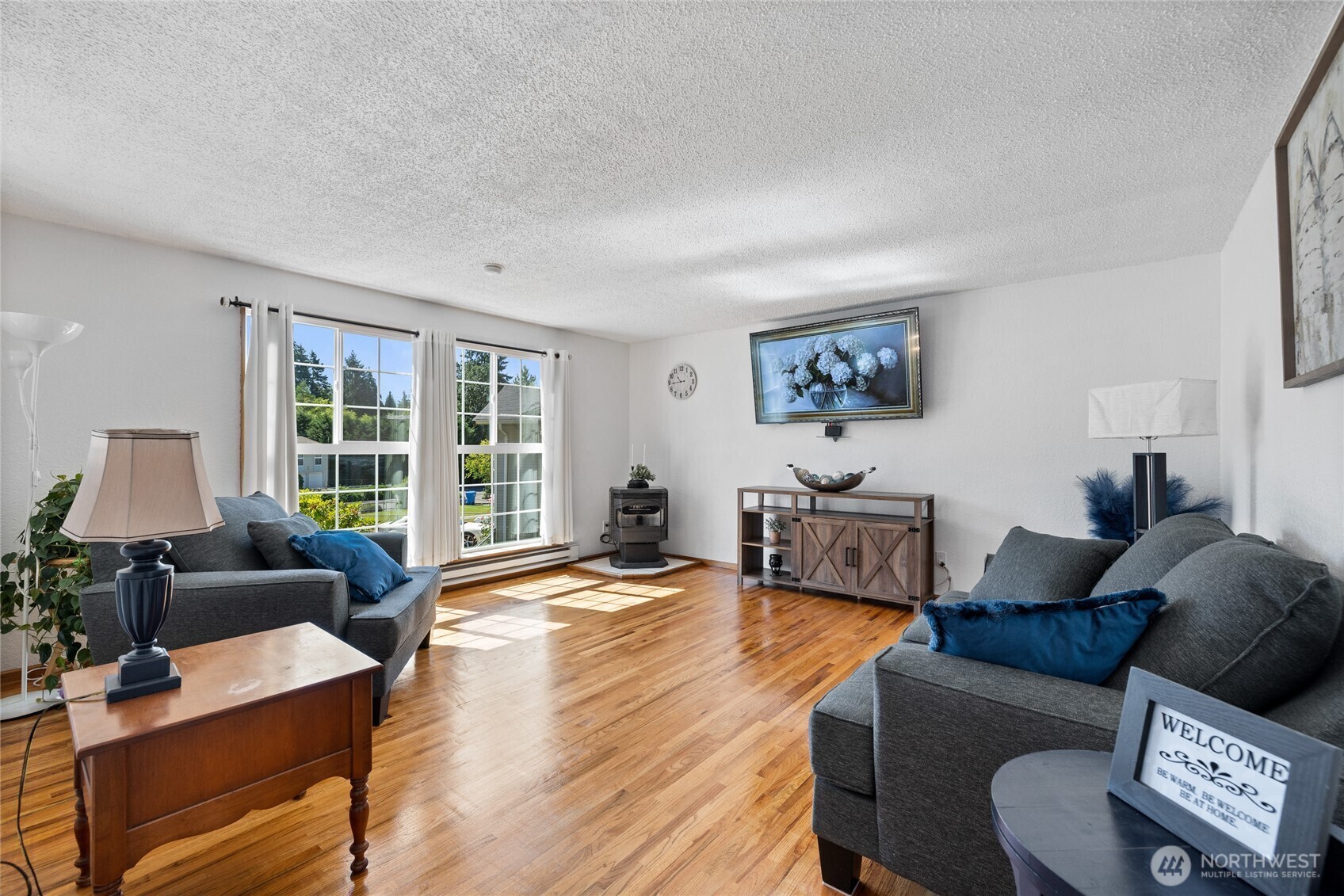 Property Photo: 15410 24th Avenue E WA 98445