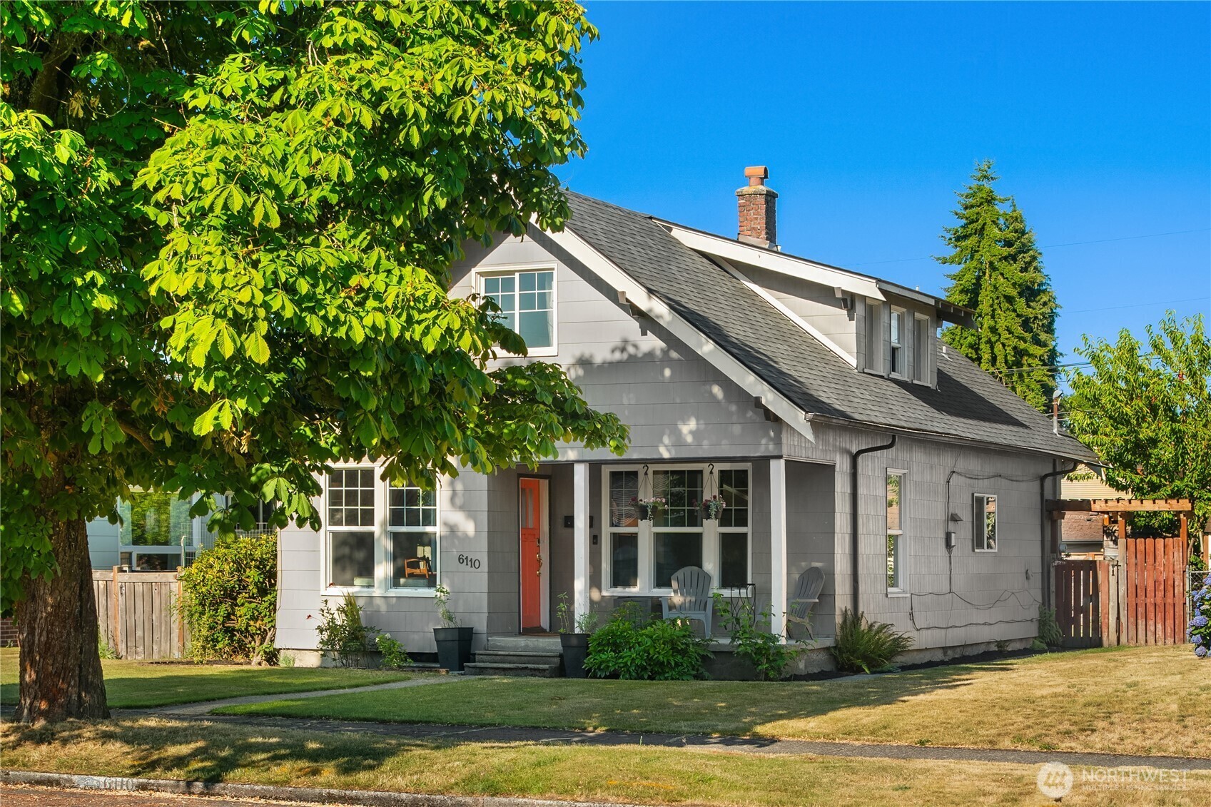 Property Photo: 6110 S Park Avenue WA 98408