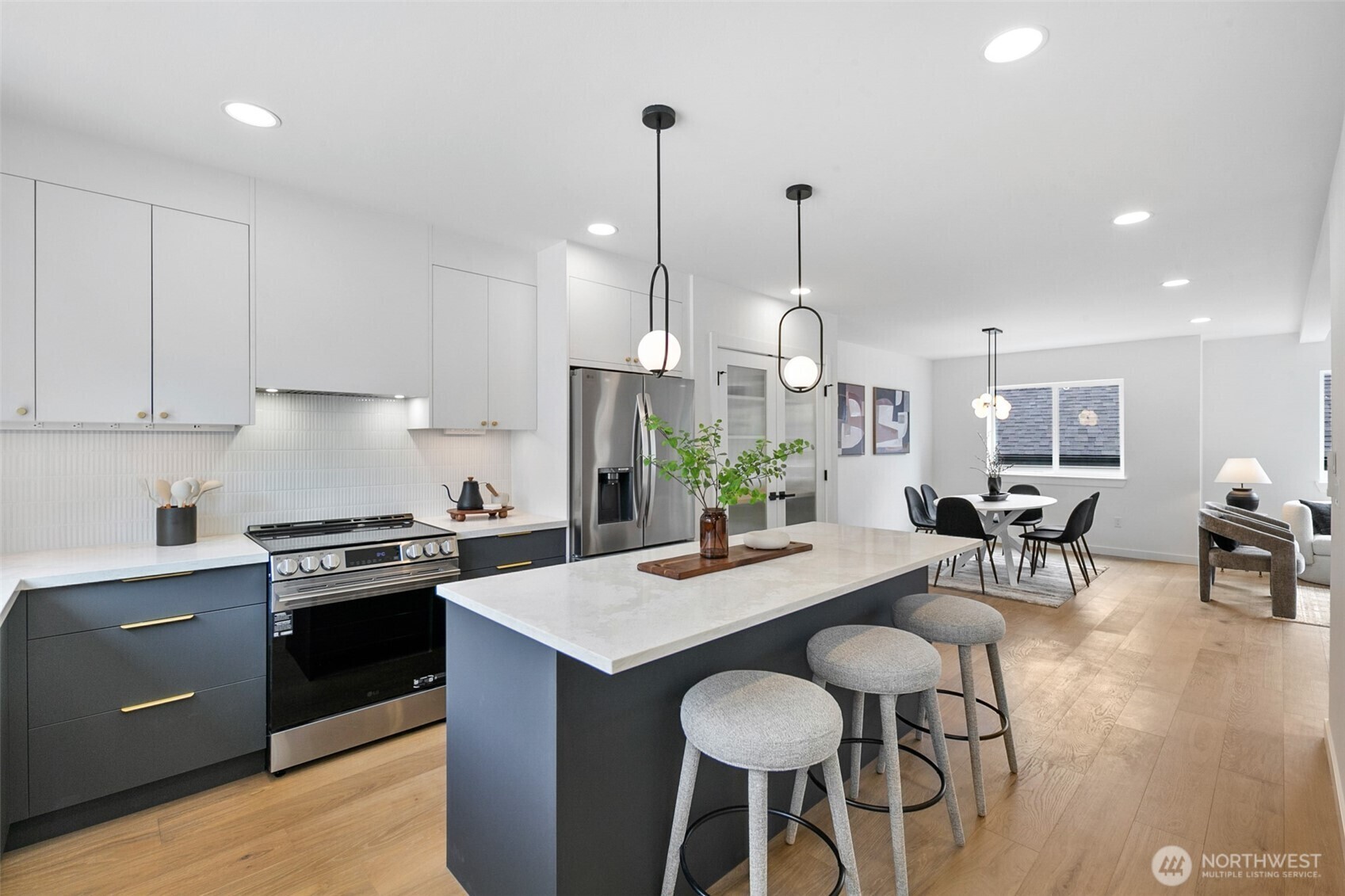 Property Photo: 3424 20th Avenue S WA 98144