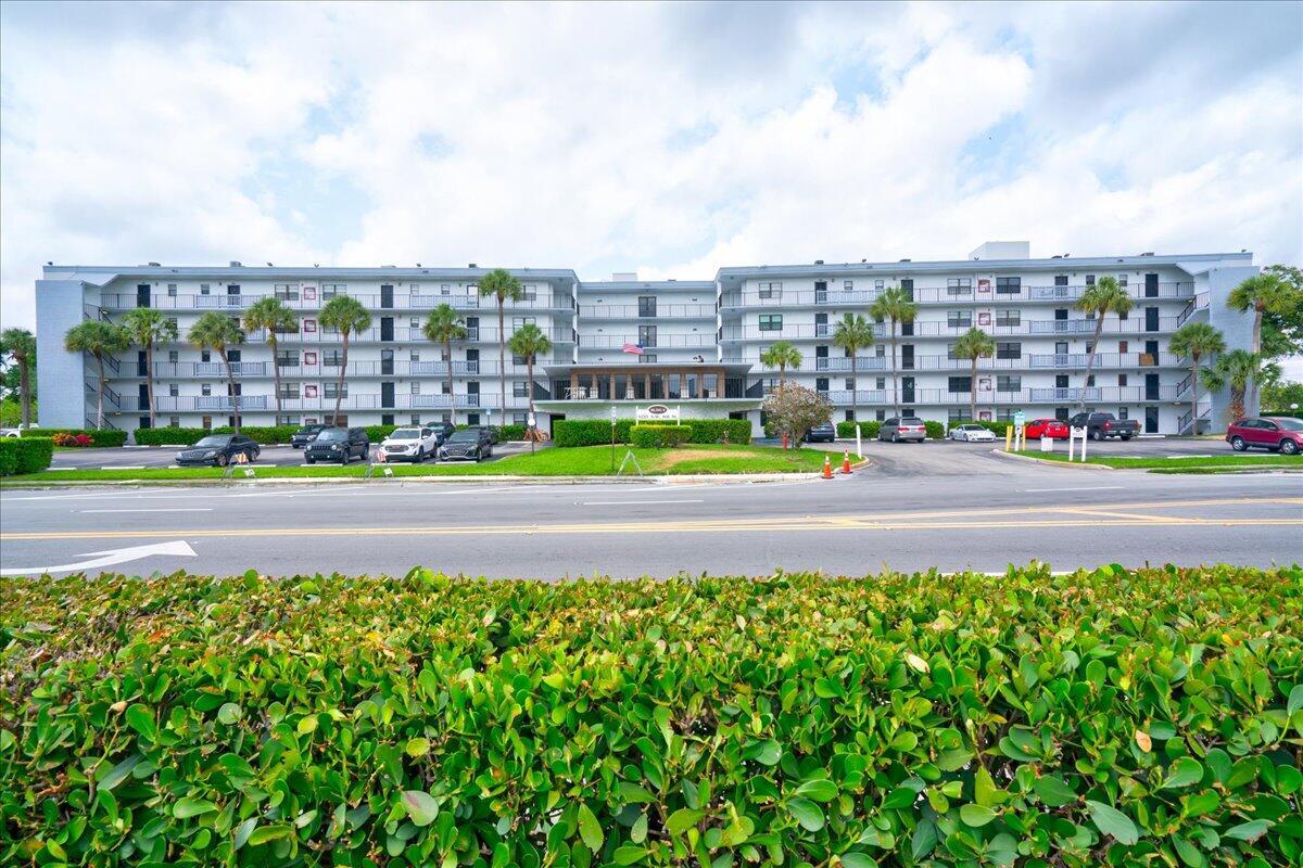 Property Photo:  9235 SW 8th Street 307  FL 33428 