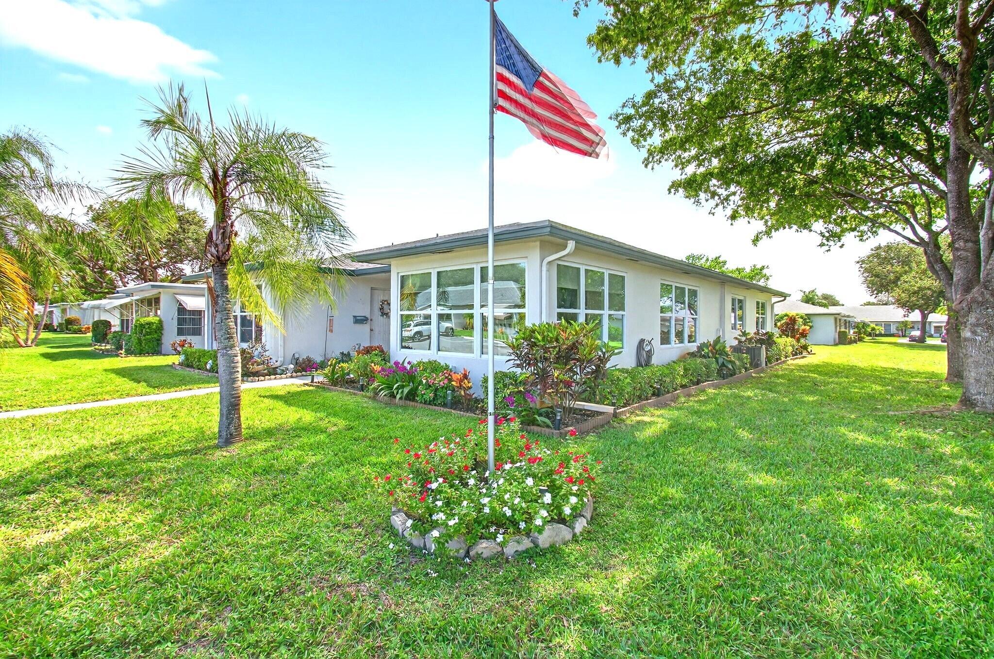 Property Photo: 1172 S Drive Circle D FL 33445
