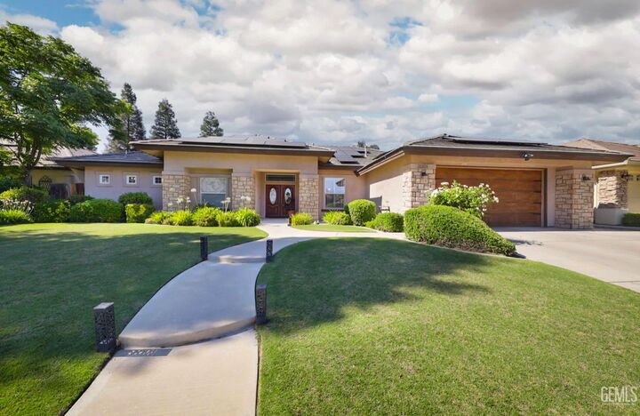 Property Photo:  11004 Chimney Rock Drive  CA 93312 