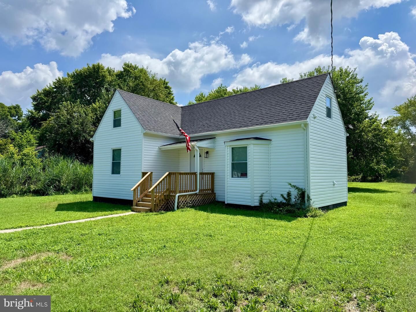 Property Photo: 20533 Nanticoke Road MD 21840