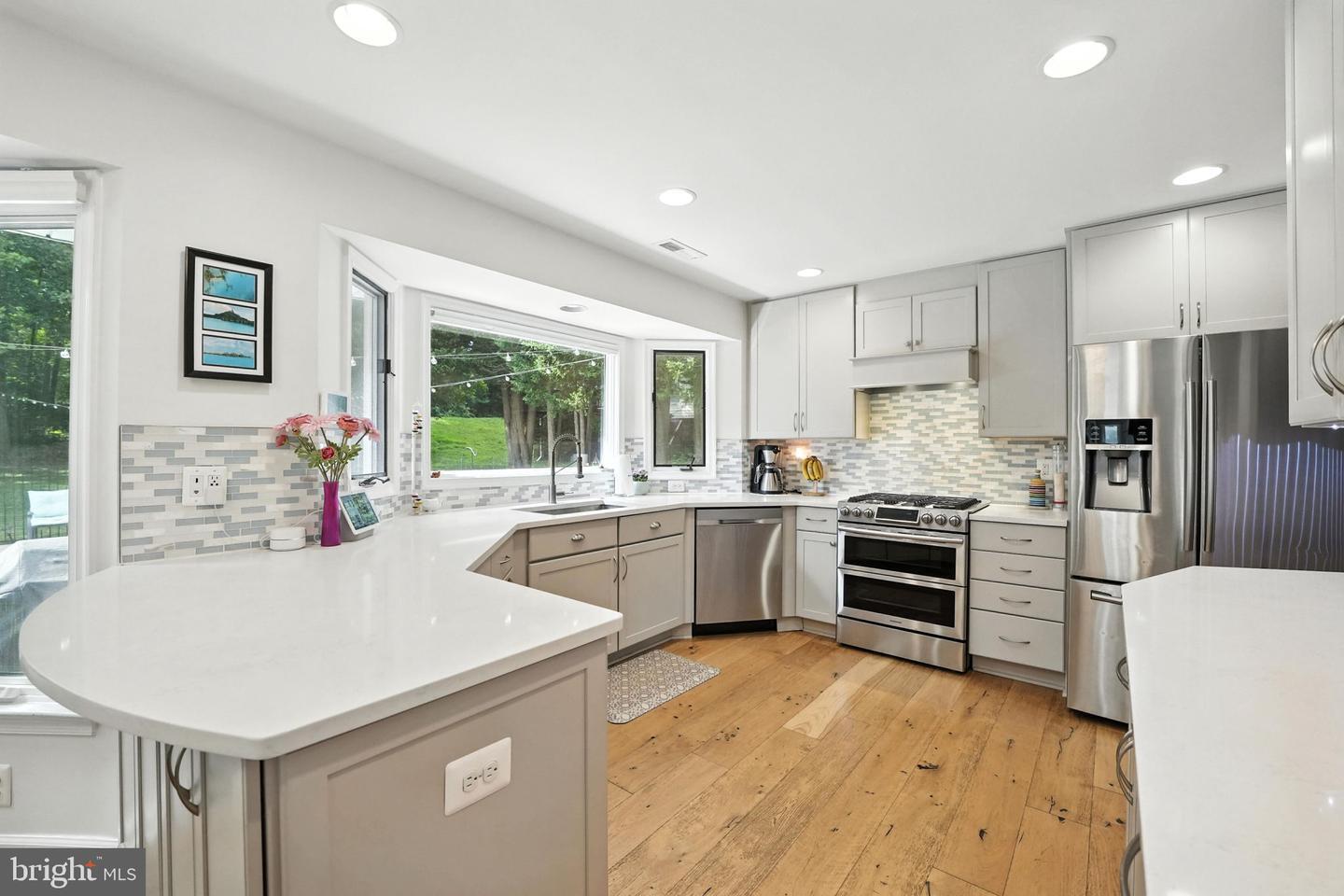 Property Photo: 15055 Greenmount Drive VA 22193