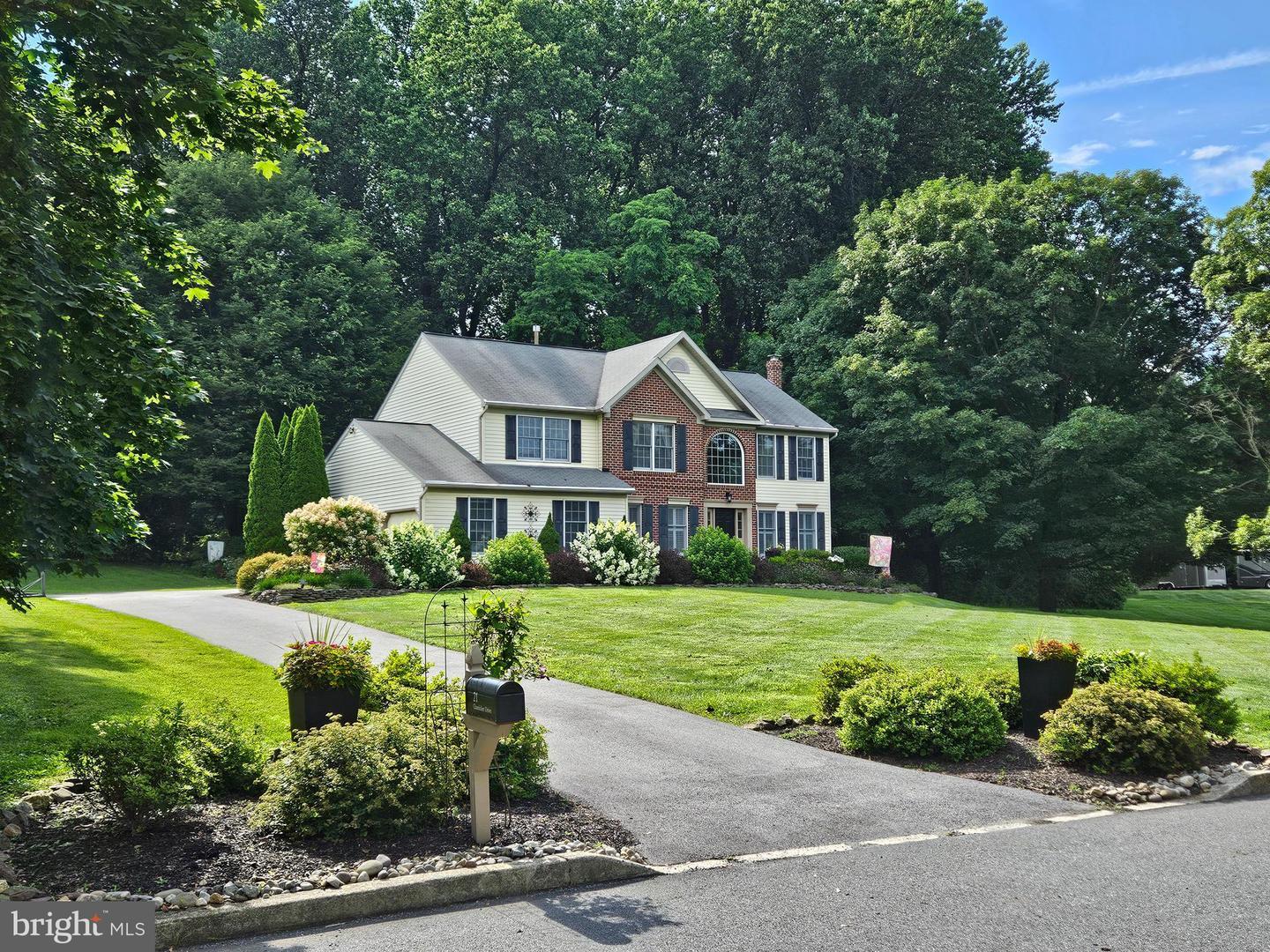 21 Chanticleer Drive  Glenmoore PA 19343 photo