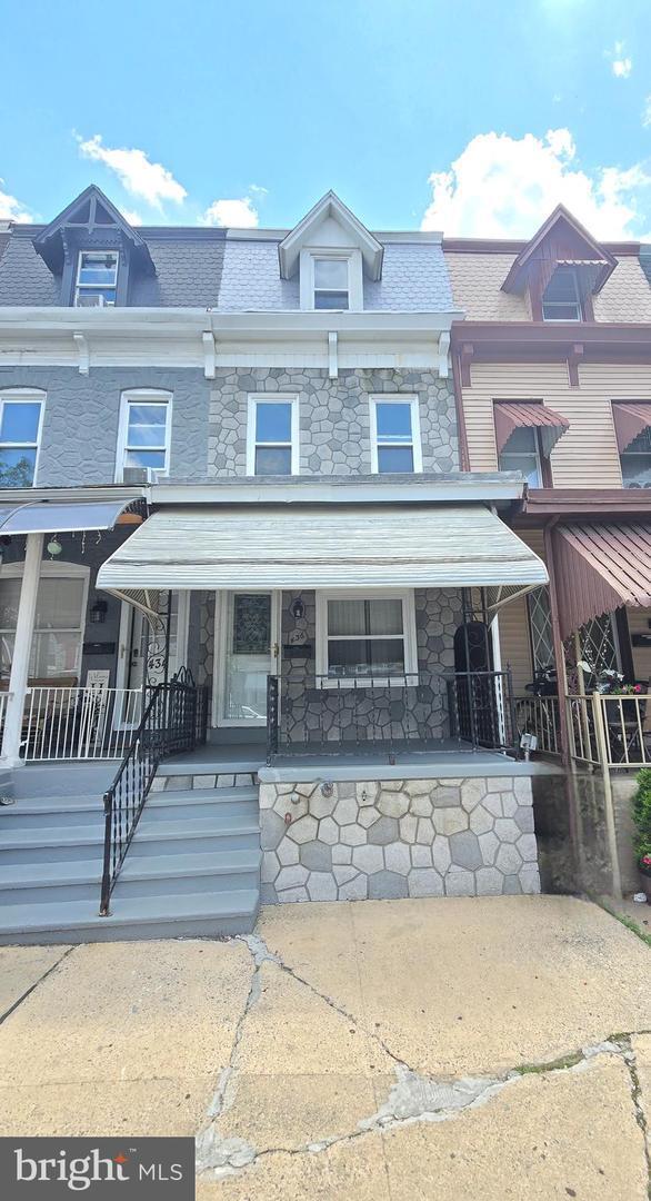 436 W Greenwich Street  Reading PA 19601 photo