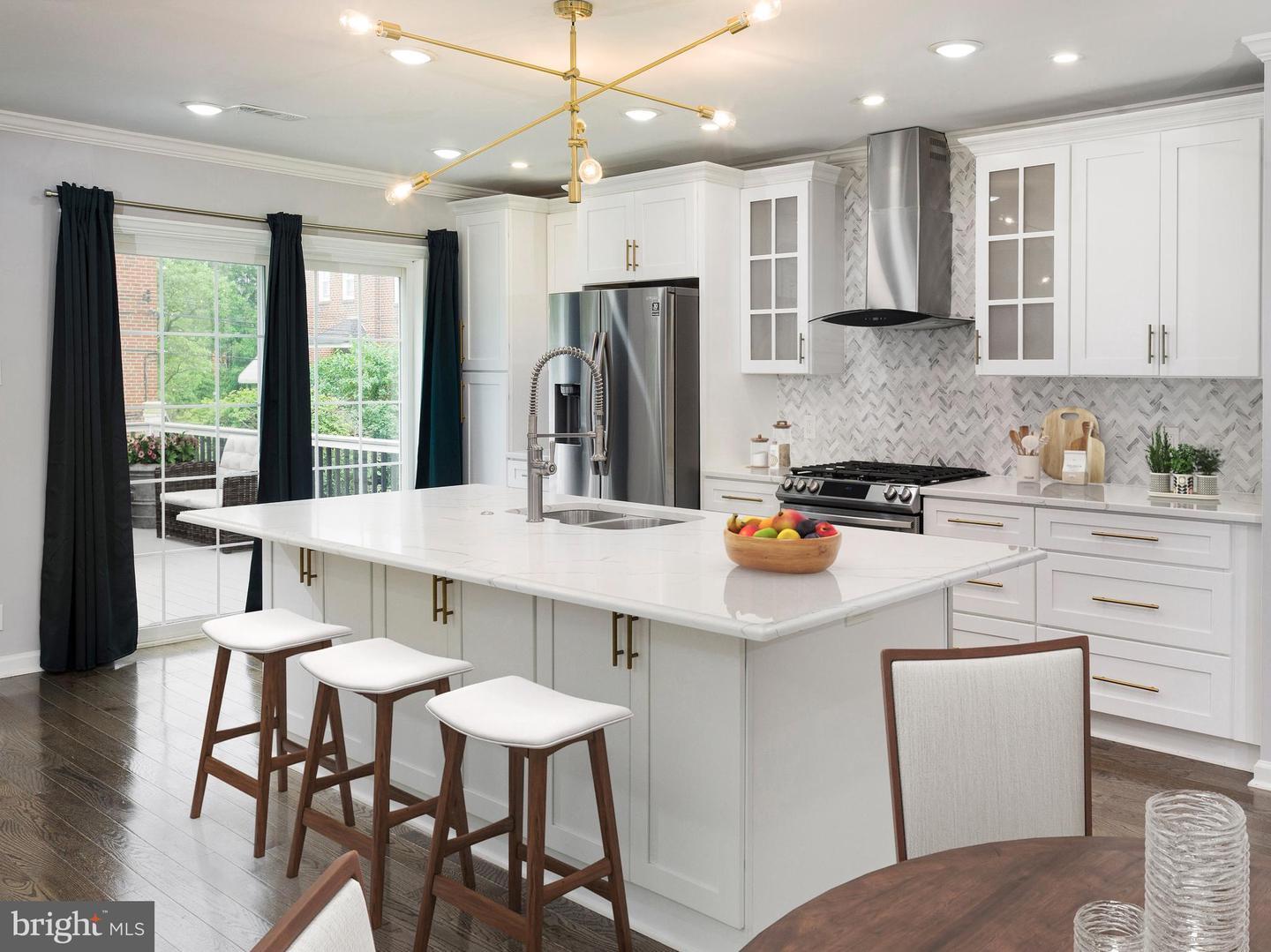 Property Photo: 1218 E Cliveden Street PA 19119