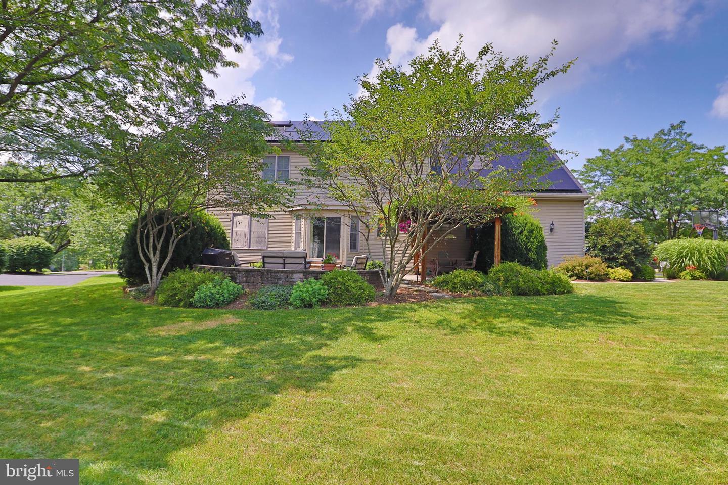 Property Photo: 14 Crimson Lane PA 17543