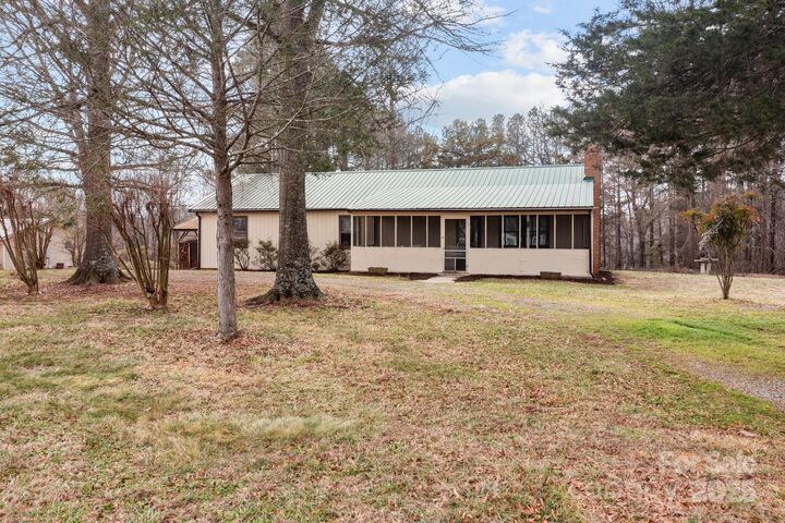 Property Photo:  2845 Wood Gate Road  NC 28092 