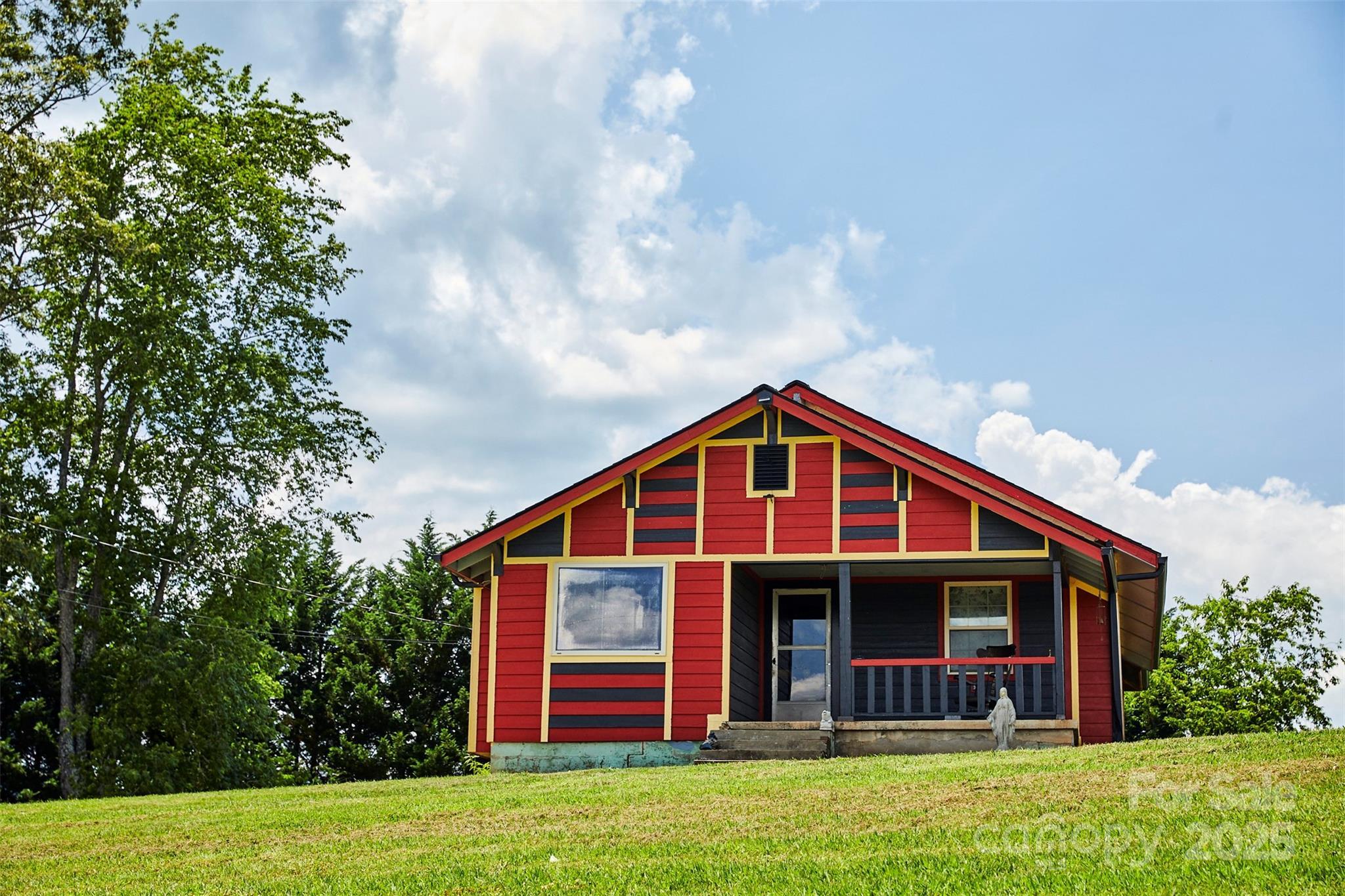 Property Photo: 529 Old Newfound Road NC 28748