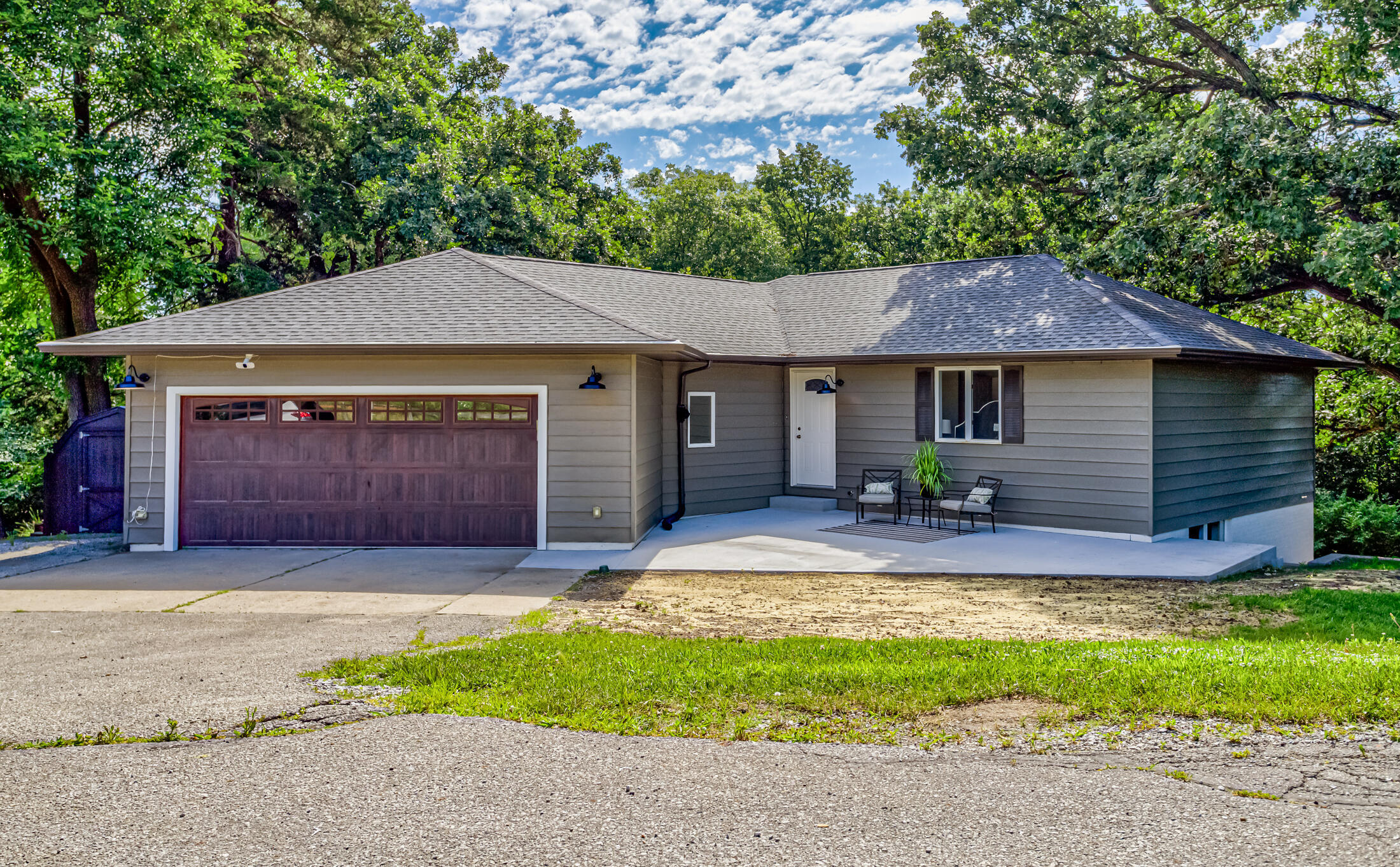 5524 N Dakota Avenue  Ames IA 50014 photo