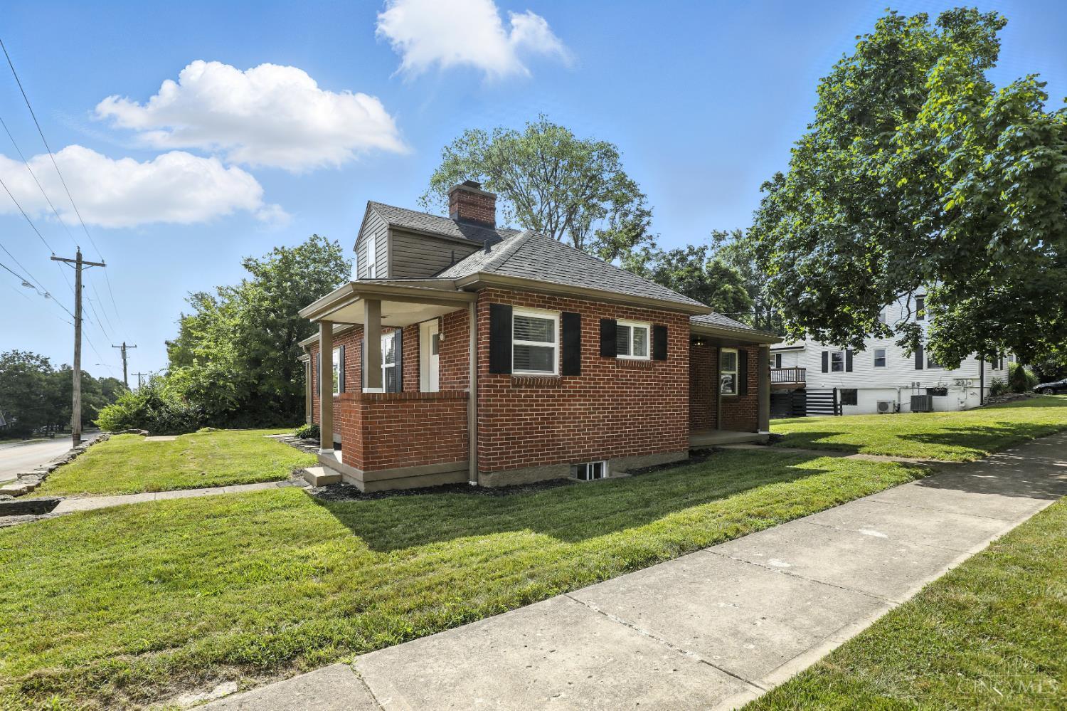 Property Photo: 344 N Locust Street OH 45056