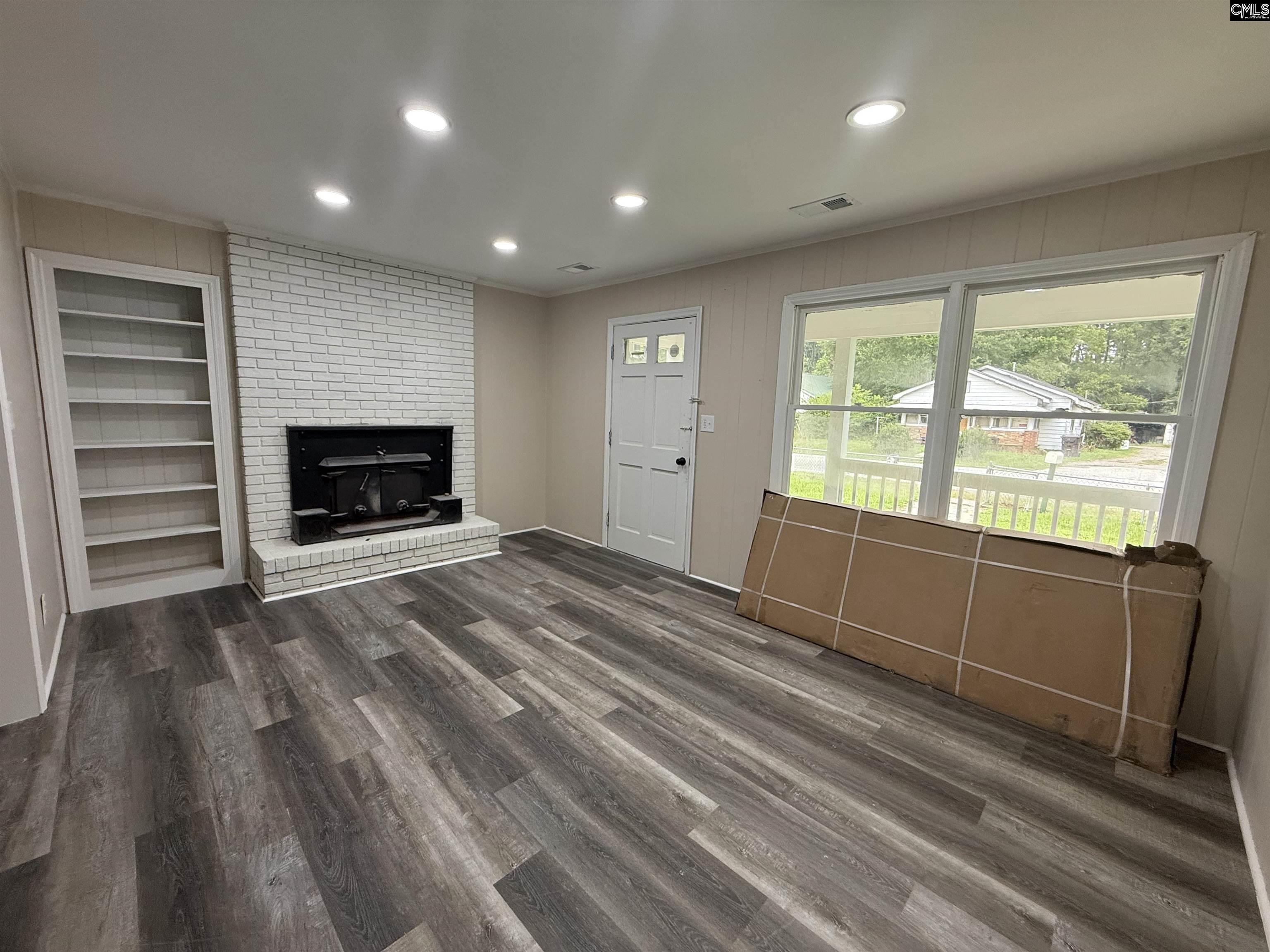 Property Photo:  2400 Johnstone  SC 29108 