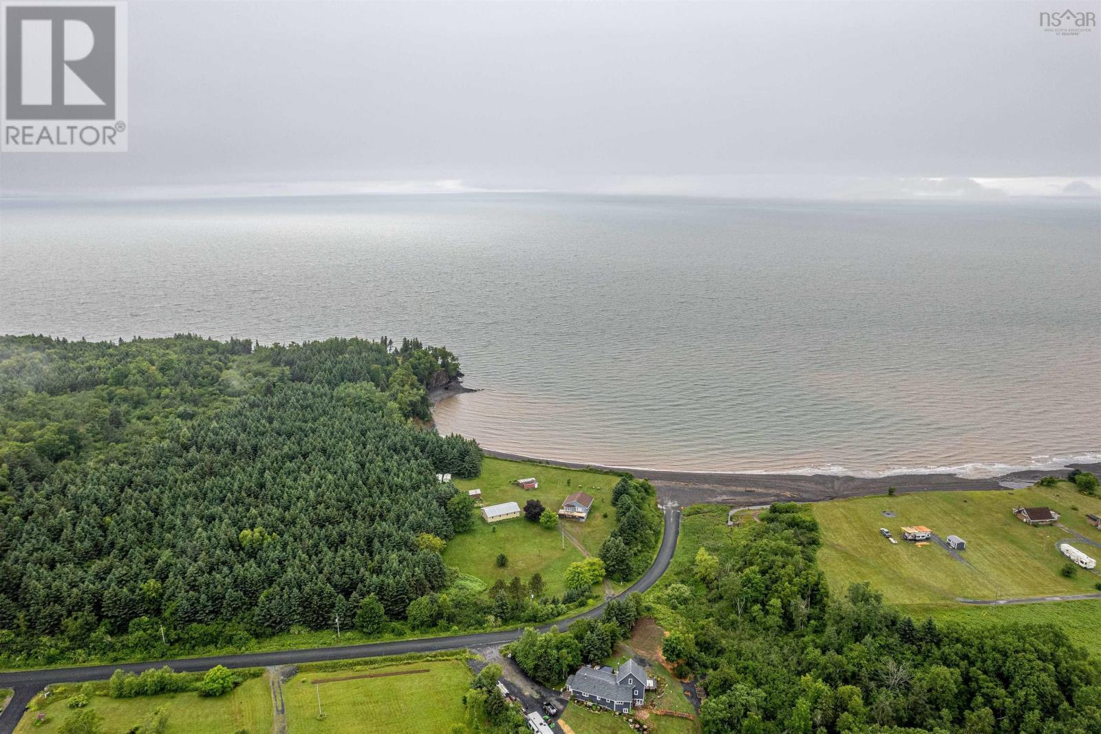 Property Photo: 351 Ocean Beach Rd NS B0N 1G0