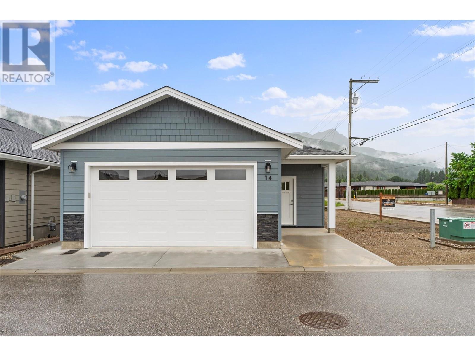 1330 10 Street Southwest 14  Salmon Arm BC V1E 1T2 photo