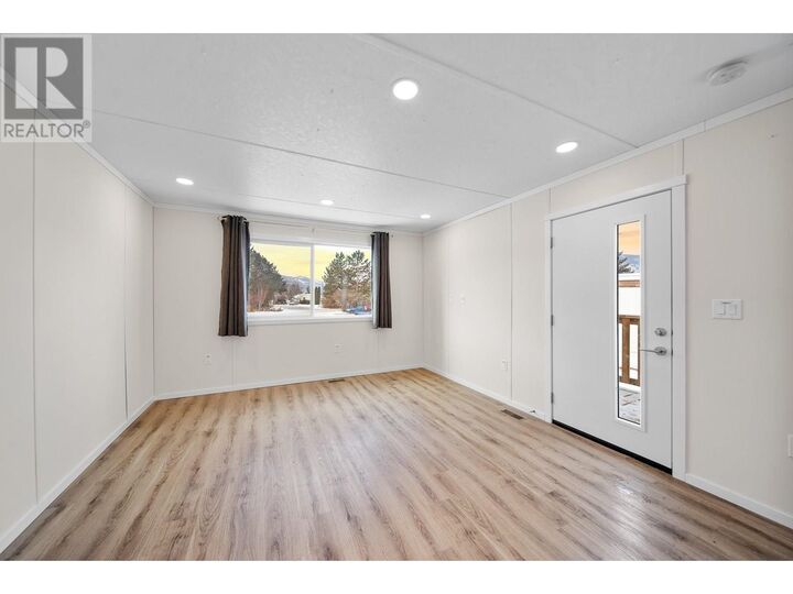 Photo de la propriété: 2776 Clapperton Avenue 2 BC V1K 1G5