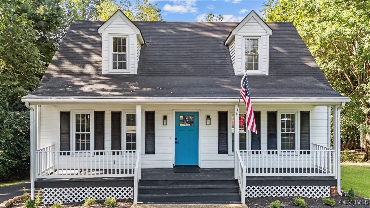 Property Photo: 7464 Dutch Lily Court VA 23111