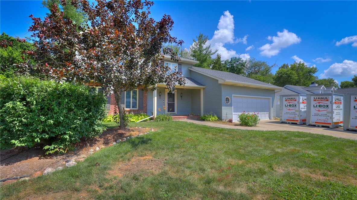 Property Photo: 162 S Hillcrest Boulevard IL 62522