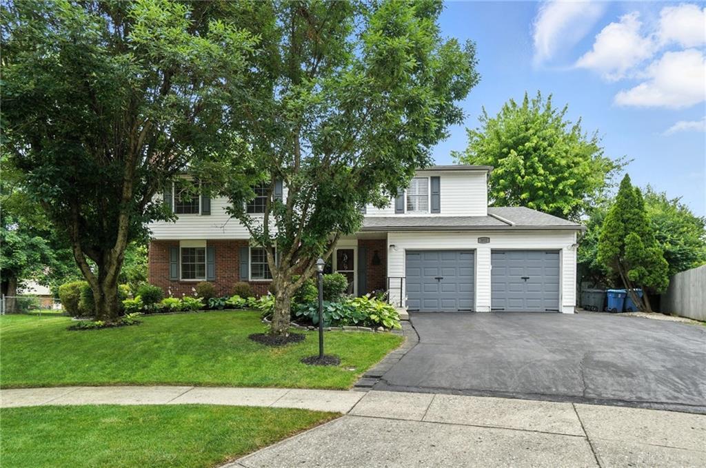 Property Photo:  3811 Berryleaf Court  OH 45424 