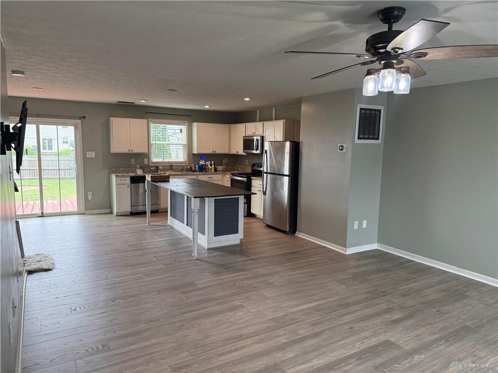 Property Photo:  1199 Prem Place  OH 45385 