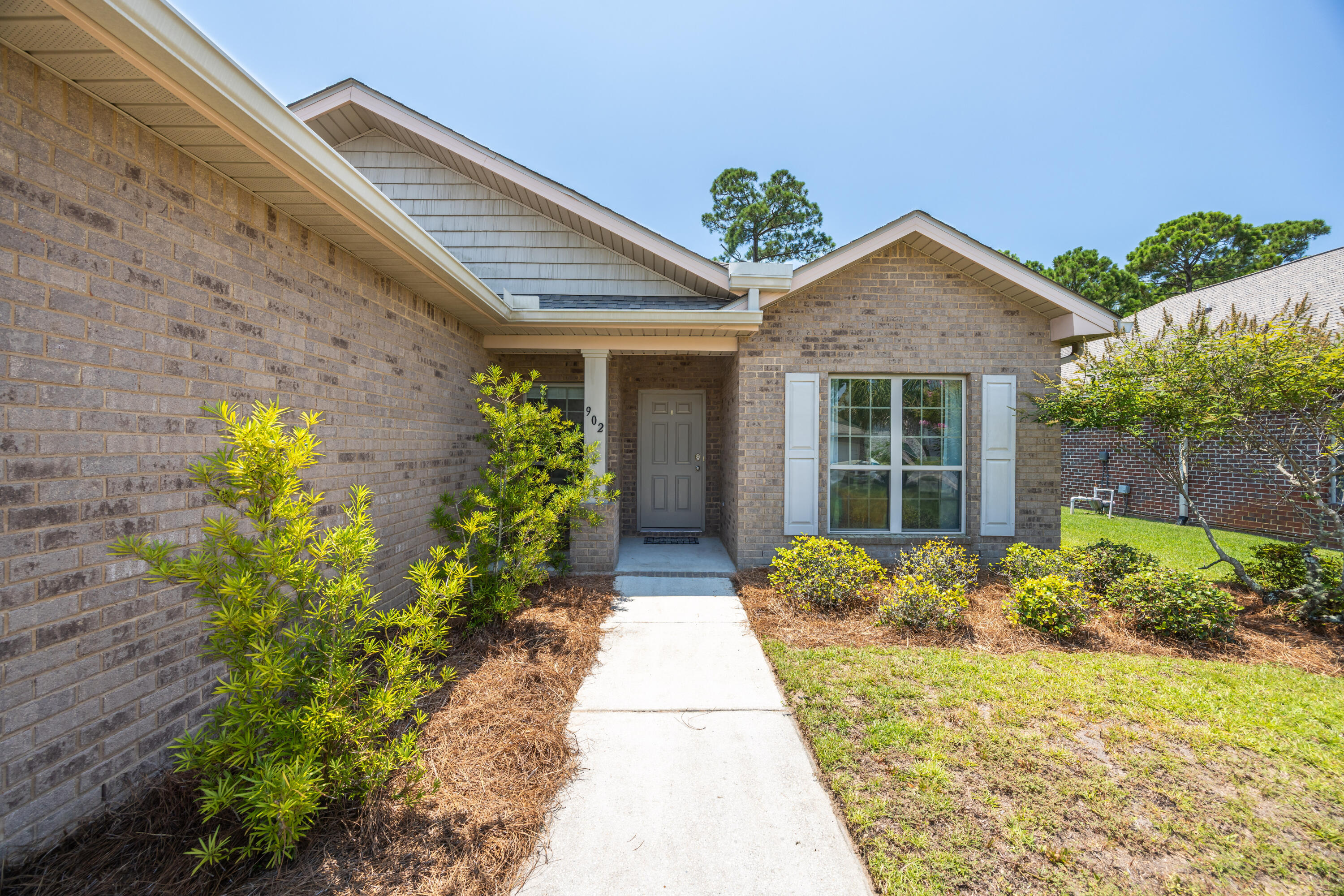 Property Photo: 902 Cocobolo Drive FL 32459