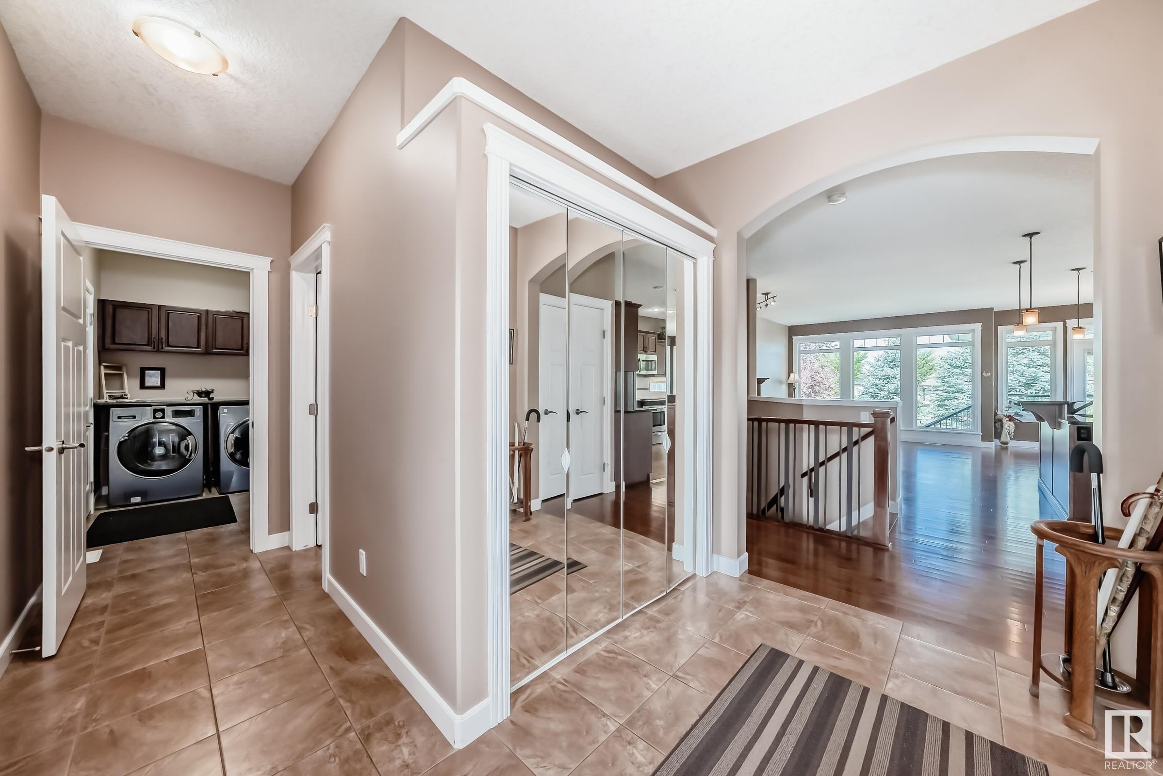 Property Photo: 1 Lincoln Cove AB T7X 0N5