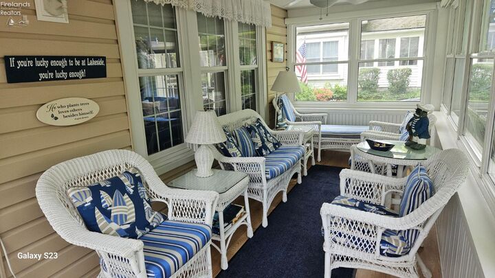 Property Photo:  223 Vine Avenue  OH 43440 