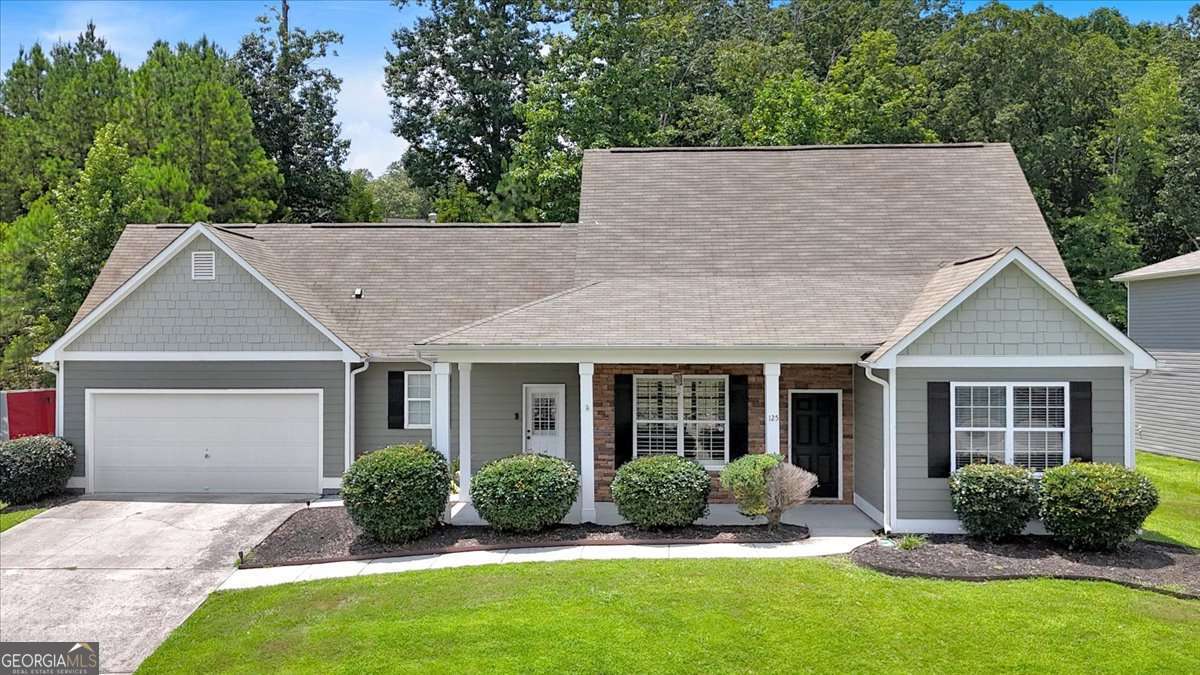 Property Photo: 125 Thornwood Drive SW GA 30165