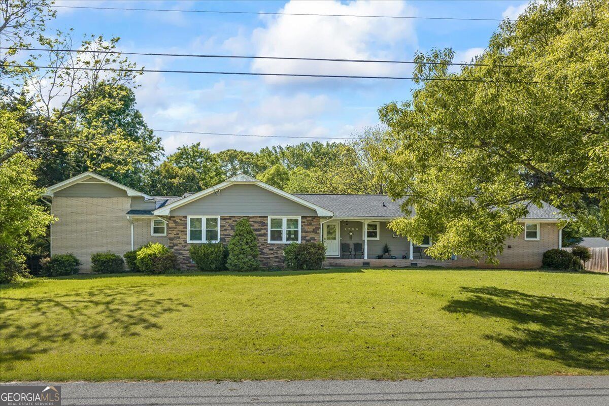 Property Photo: 1793 Poplar Street SE GA 30013