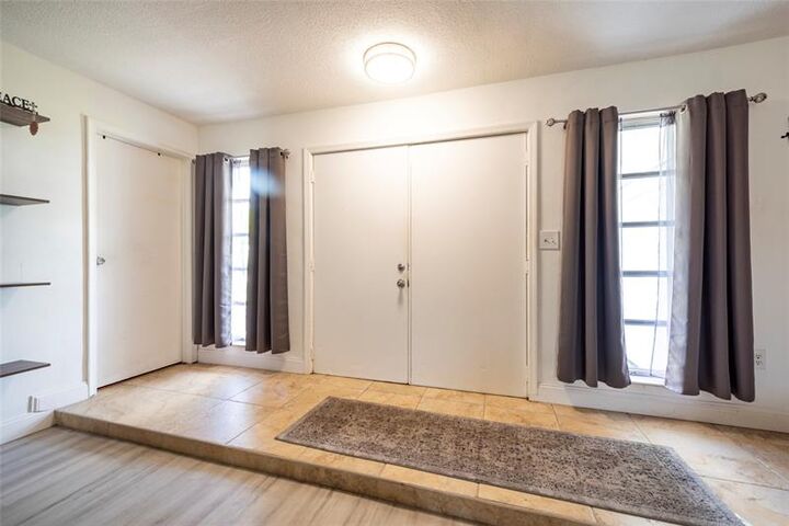 Property Photo: 9081 NW 21st Mnr FL 33322