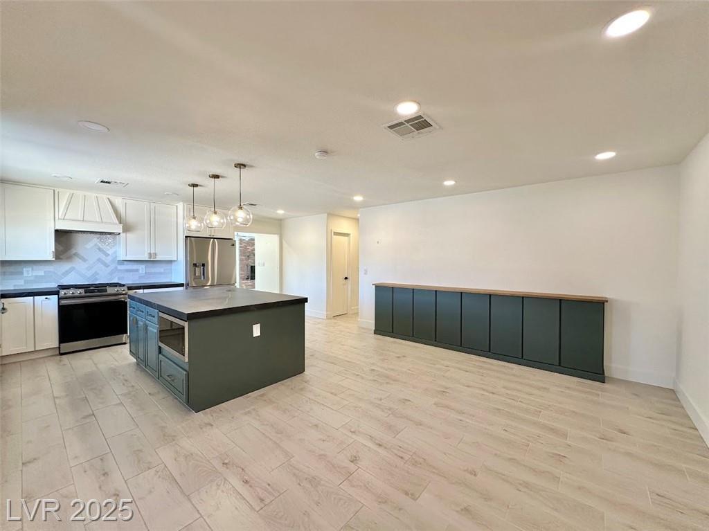 Property Photo:  224 Autumn Court  NV 89002 