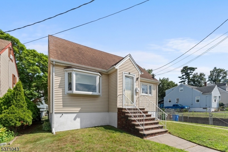 305 W Elm St  Linden City NJ 07036 photo