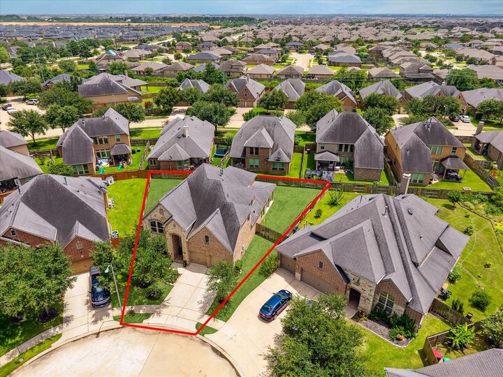 Property Photo: 28842 Thornbird Court TX 77494