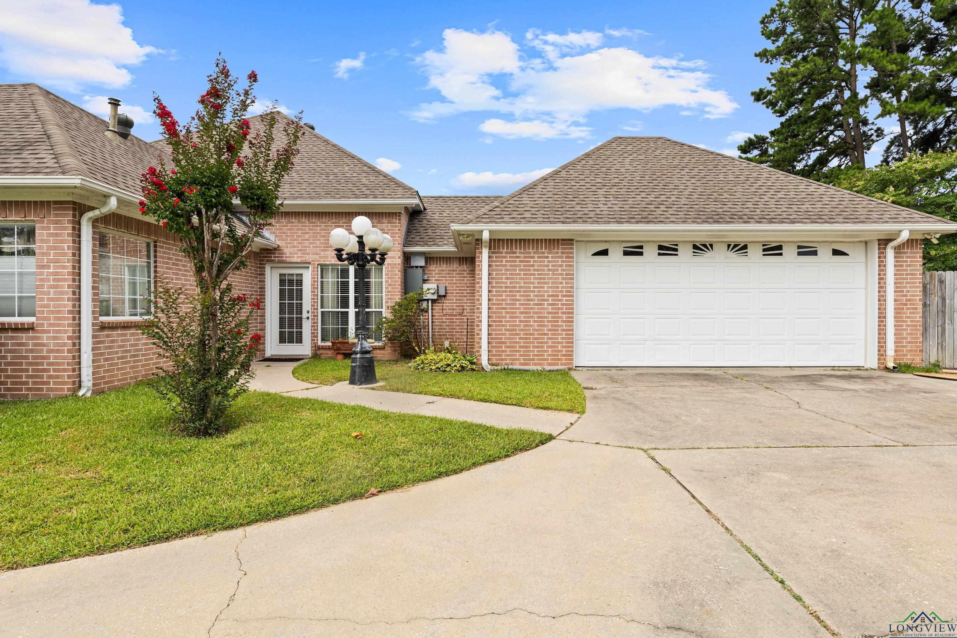Property Photo:  320 Honey Creek 320 Honey Creek Lane  TX 75605 