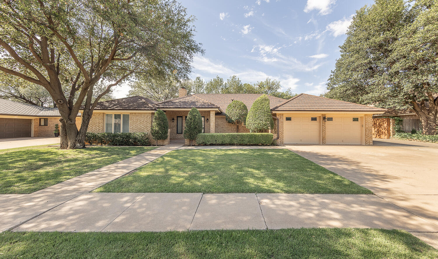 Property Photo: 4207 87th Street TX 79423