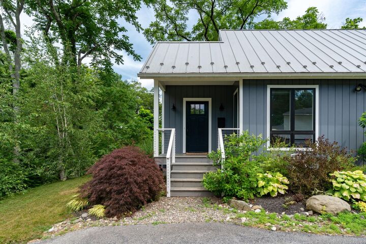 Property Photo:  10 Huntington Road  NY 12572 