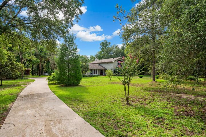 Property Photo: 7201 SW 97th Lane FL 32608